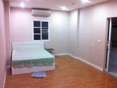 Condo for Rent near MRT tel.06