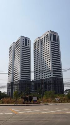 Regent Srinakarin Tower