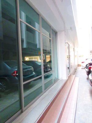 Space for rent 20/40/60 sq.m. FL 1 under apt. @downtown closed to Silom , Sathorn, Siam, Bangrak, C