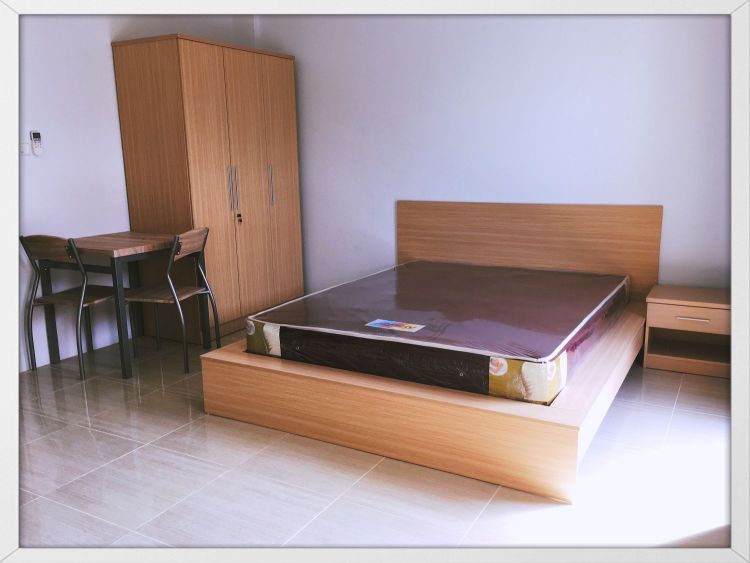 Time apartment ห้องว่างให้เช่า นิคมปิ่นทอง 1 ห้องพักขนาด 5*5 ม. ชั้น 2 ราคา 3500 บาท