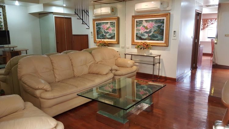 Condominium for rent at Somkid