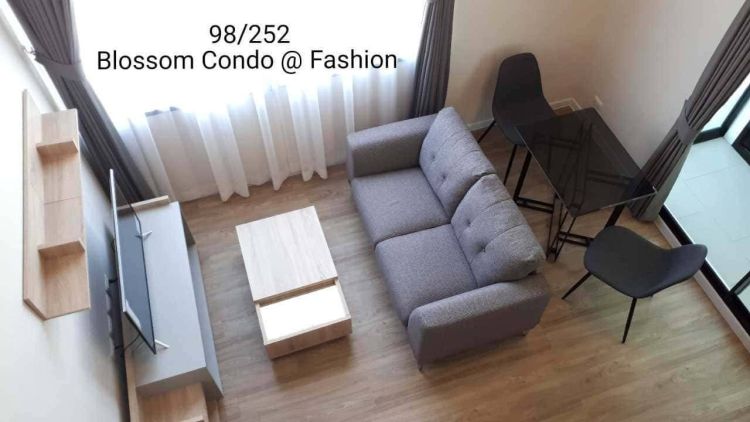 Blossom Condo @ Fashion