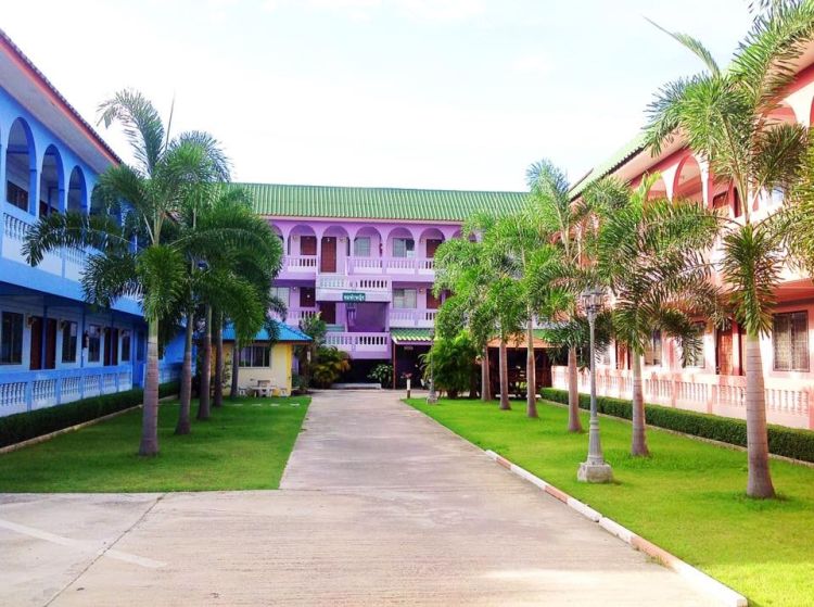 Phetpinkaew dorm