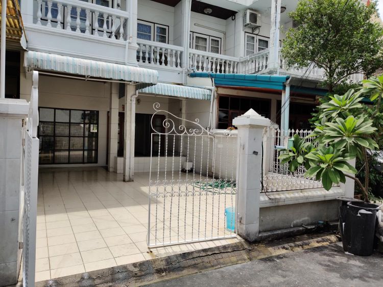 ็Home for rent Ratchada 44