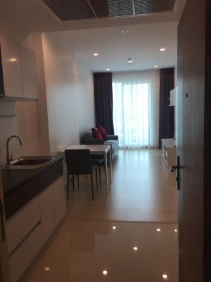 For rent Supalai Lite Ratchada-Naradhiwas-Sathon near CBD Sathorn, 50 sqm. 16,000/mo,