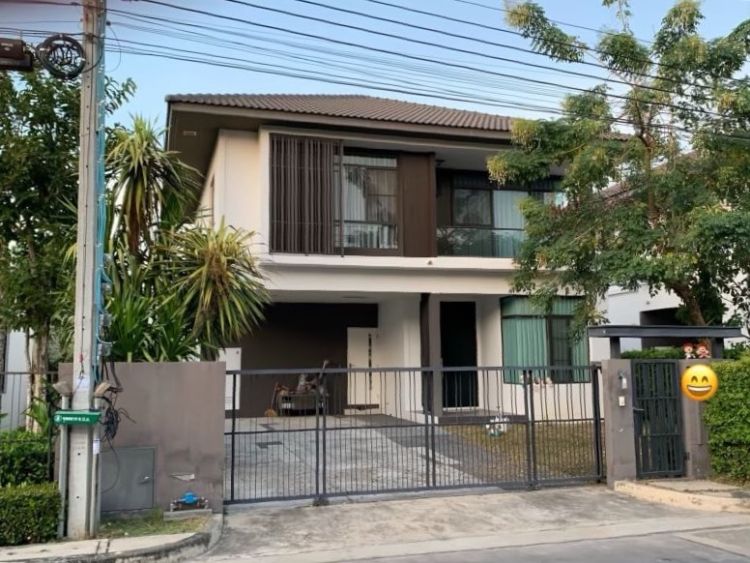 3Br house in Moobaan Mantana Onnut-Wongwaen 3 for rent