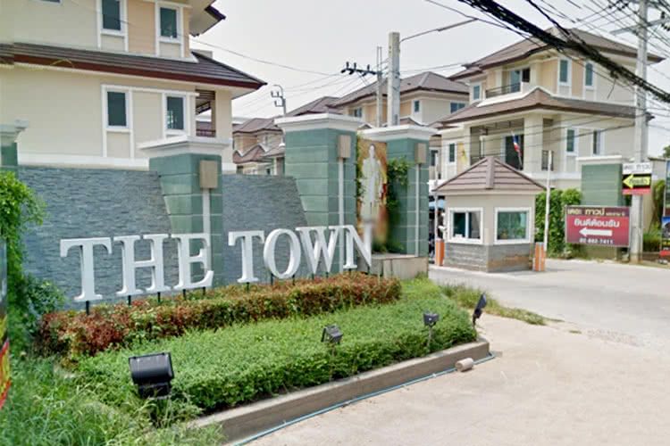 Townhome for rent Village The 