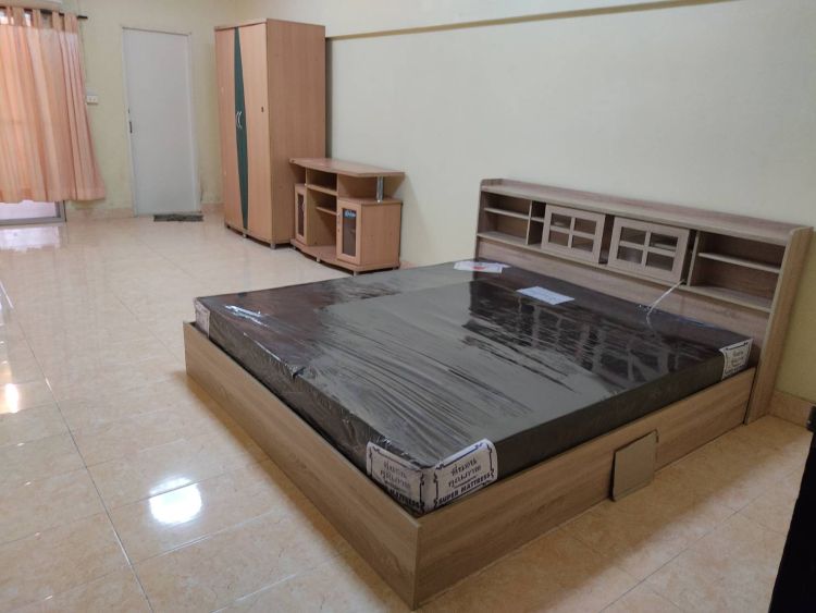 For Rent Regent Pattanakarn Condominium with furniture