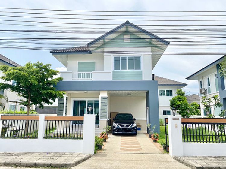 A house two storey for rent