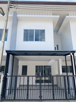 ใกล้สนามบิน ใกล้โรงเรียนเมืองถลาง 2-story townhome, Thepkrasattri road