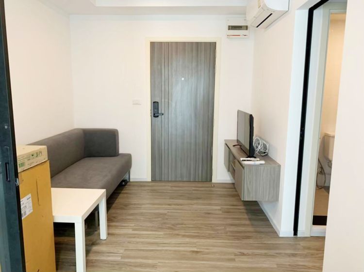 Condo for rent B Loft Lite Sukhumvit 115.