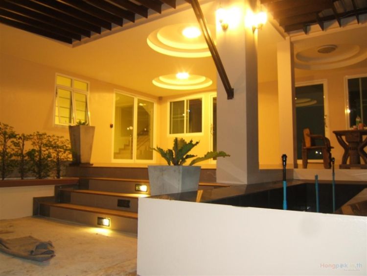 Thitiwat Apartment