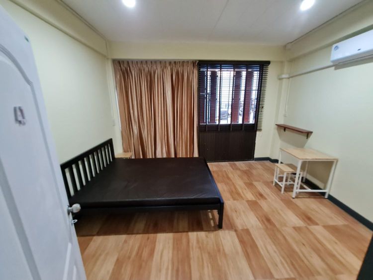 Room for rent soi.charoenkrung54 near.BTS taksin