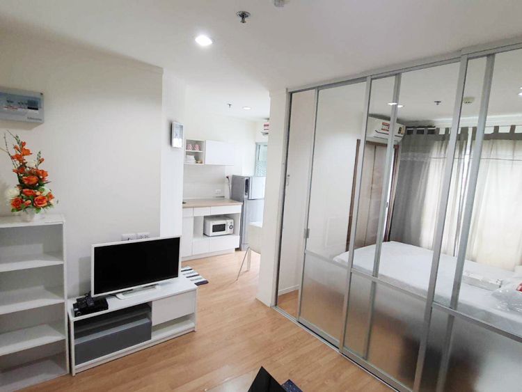 Condo for rent Lumpini Mega Ci