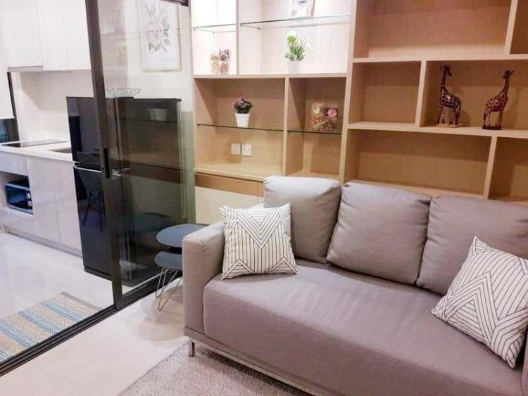 Condo for rent Life Sukhumvit 48.