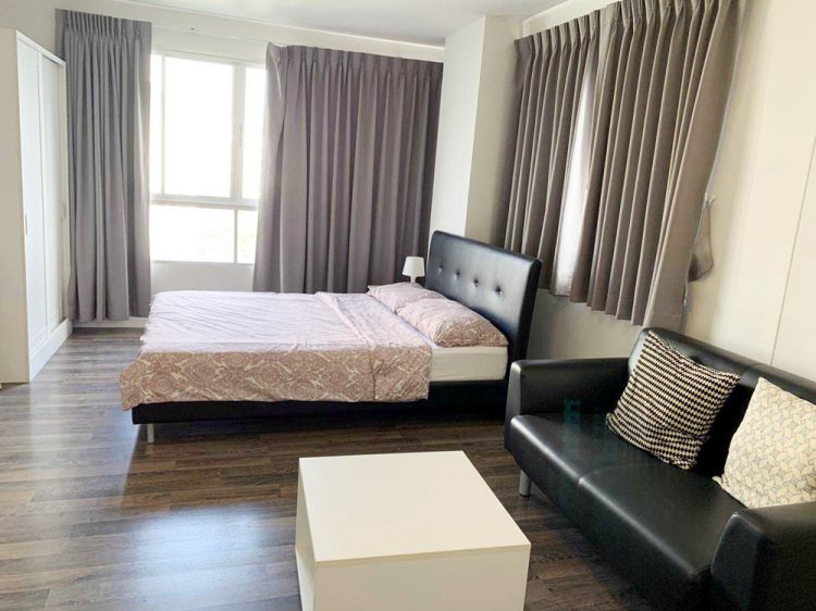 For rent D Condo Sukhumvit 109