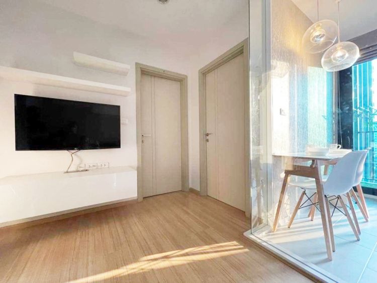 Condo for rent The Base Rama 9 - Ramkhamhaeng.