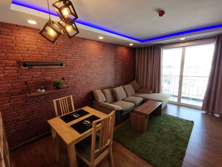 Ladda place condo ศรีราชา ขนาดห้อง 50 ตรม.  Renovate ใหม่