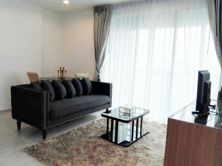 Condo for rent IDEO Mobi Bangs