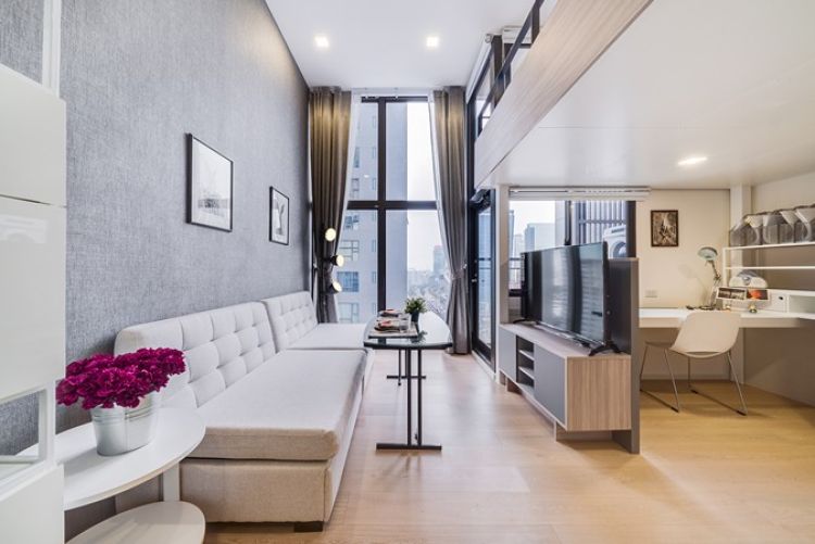 Chewathai Asoke, the stunning view & decors duplex unit.