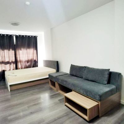 For rent dcondo Campus Resort Bangna.