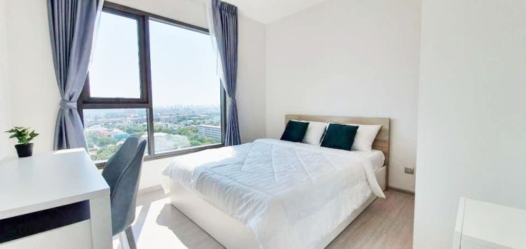 Condo for rent Life Sukhumvit 62.