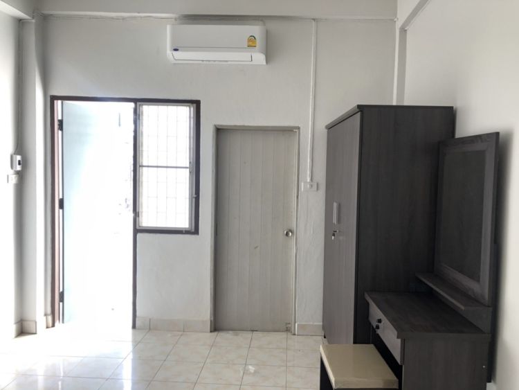 SOMBOON APARTMENT  Lad pla khao 43