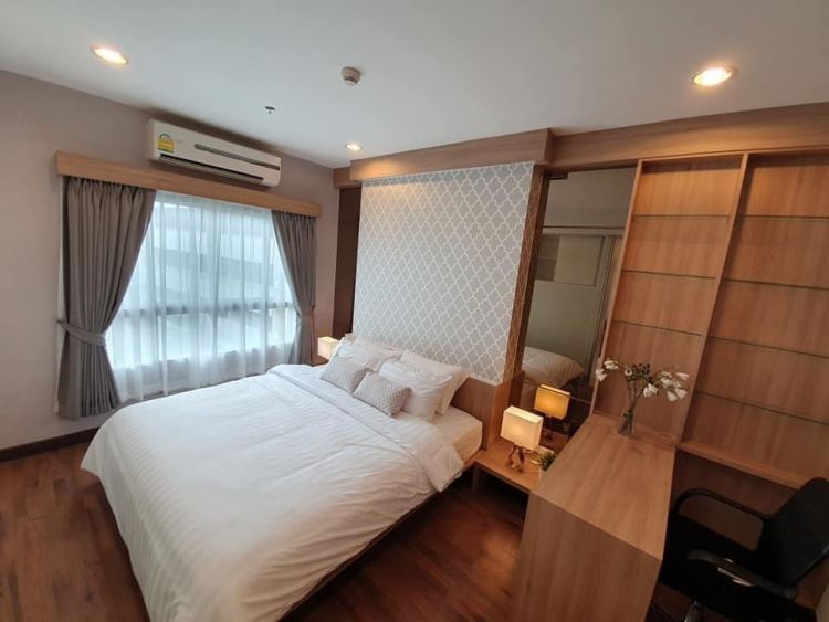 Q House Condo Sathorn 009