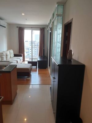 Condo for rent, Villa Sathorn, near BTS Krung Thonburi station.