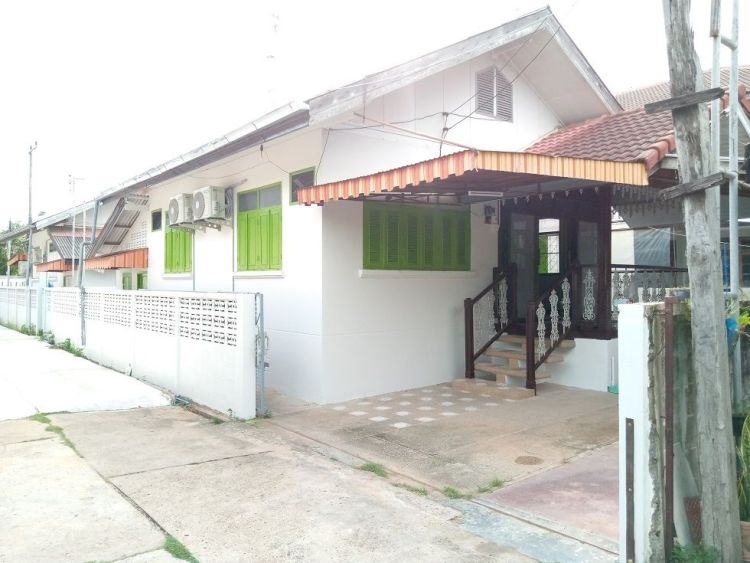 Single-storey house for rent Ready to move in - opposite Lotus Ubon