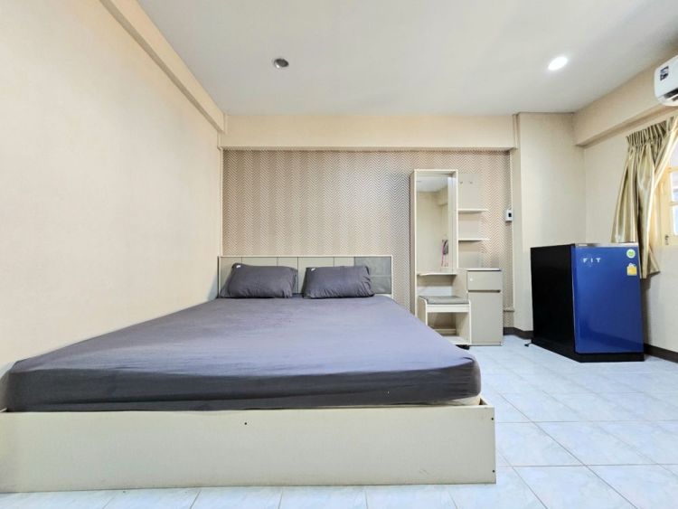 Room for rent at Rangsit (Futu