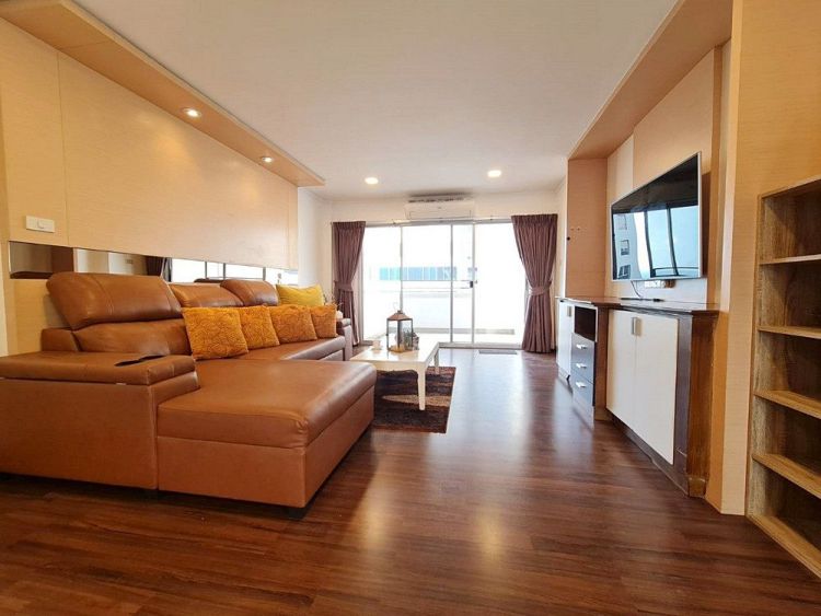 Sriracha Bay View 95 sq.m 2 Beds 2 Baths sea view