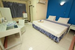Bed By Boat Hotel&Apartmen 3/5