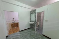 For Rent Commercial Building 3 7/12