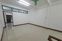 For Rent Commercial Building 3 5/12