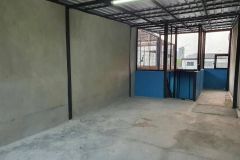 For Rent Commercial Building 3 10/12