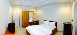 ประเภทห้อง  Standard Room