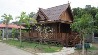 ประเภทห้อง  Thai Chalet Room