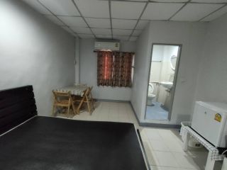 ประเภทห้อง  ว่าง ห้องเดี่ยว30ตร.