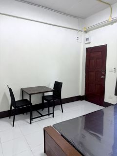 ประเภทห้อง  ห้องแอร์ +ตู้เย็นใหญ