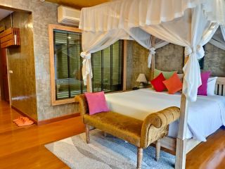 ประเภทห้อง Chaya Pool Suite