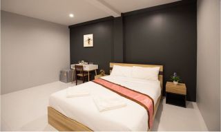 Room Type for  Studio Queen